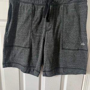 ALO Yoga Men's Gray Shorts
